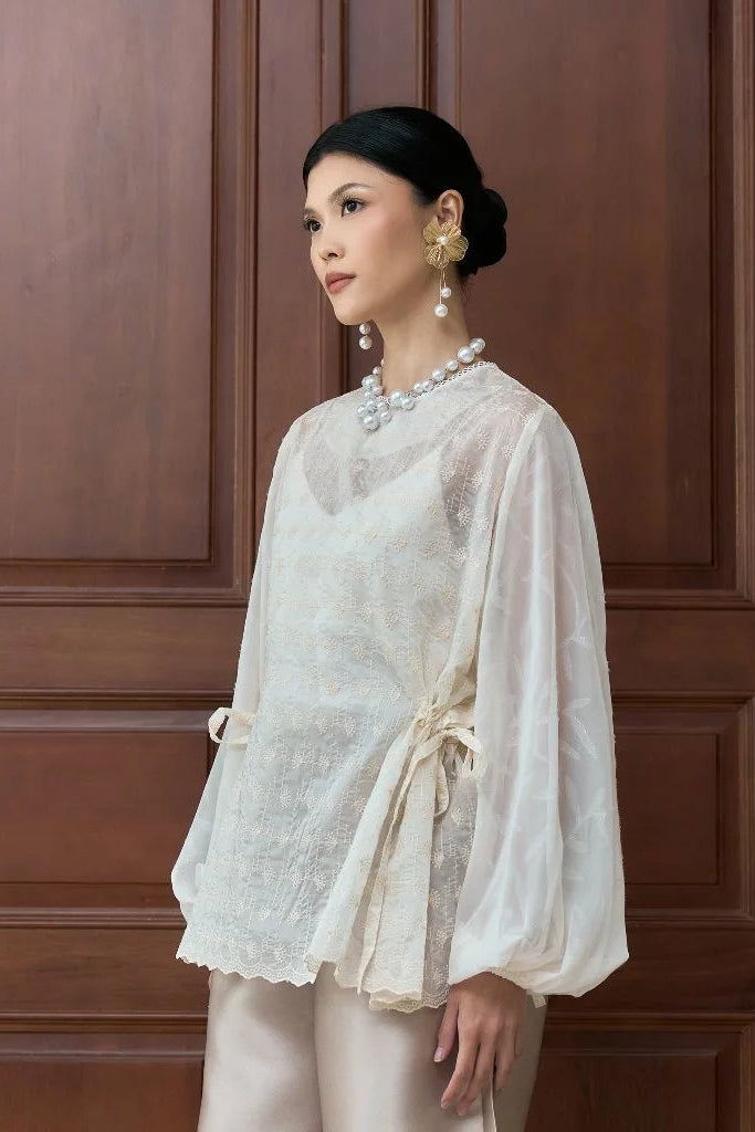 Ariela Blouse Ivory - Mine