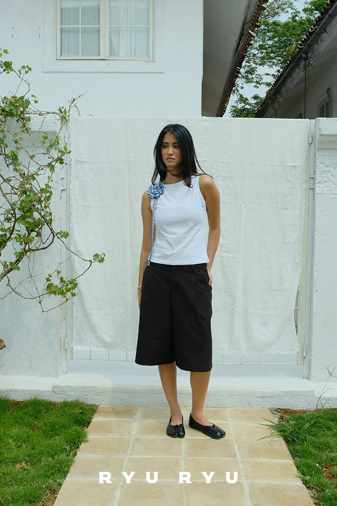 Lacy Flower Tank In White - Ryuryu
