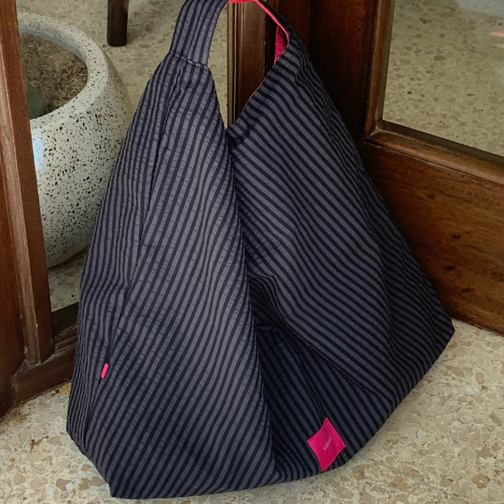 Gruu Hobo Bag Black - Vidoj