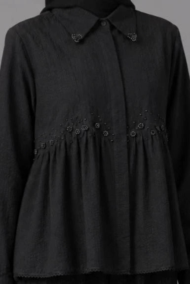 Pleated Beads Shirt Text Black - Aumone