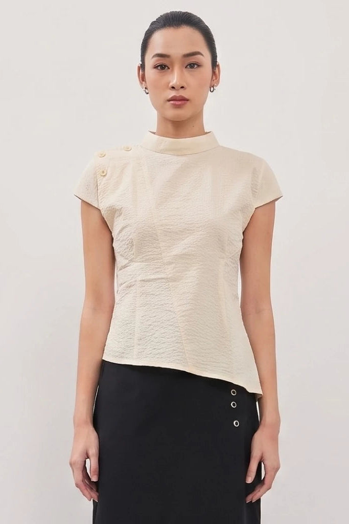 Nonna Shortsleeved Top Navy - Isoos Studios