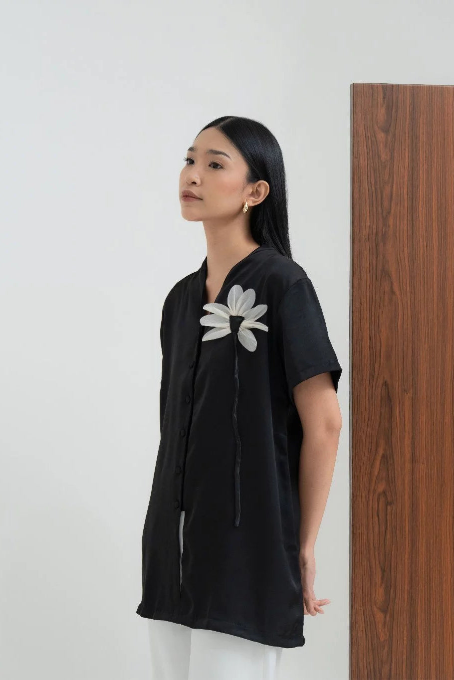 Kelana Top Black - Monday To Friday