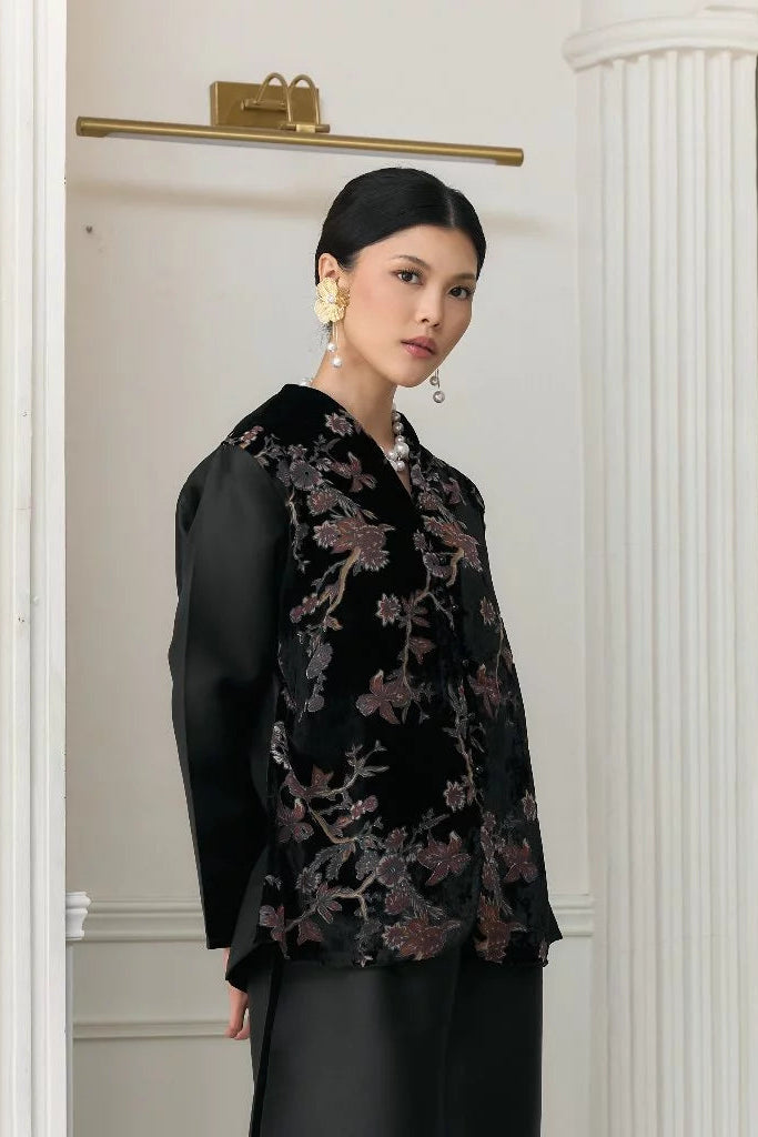 Gladys Blouse Velvet Black - Mine