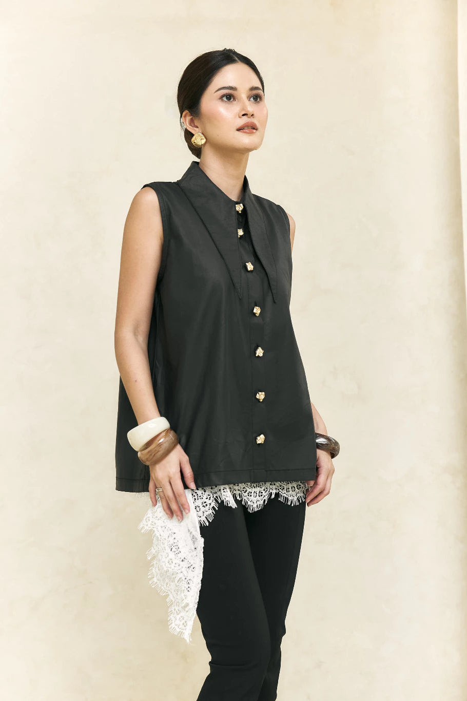 Alma Vest Black - Mine