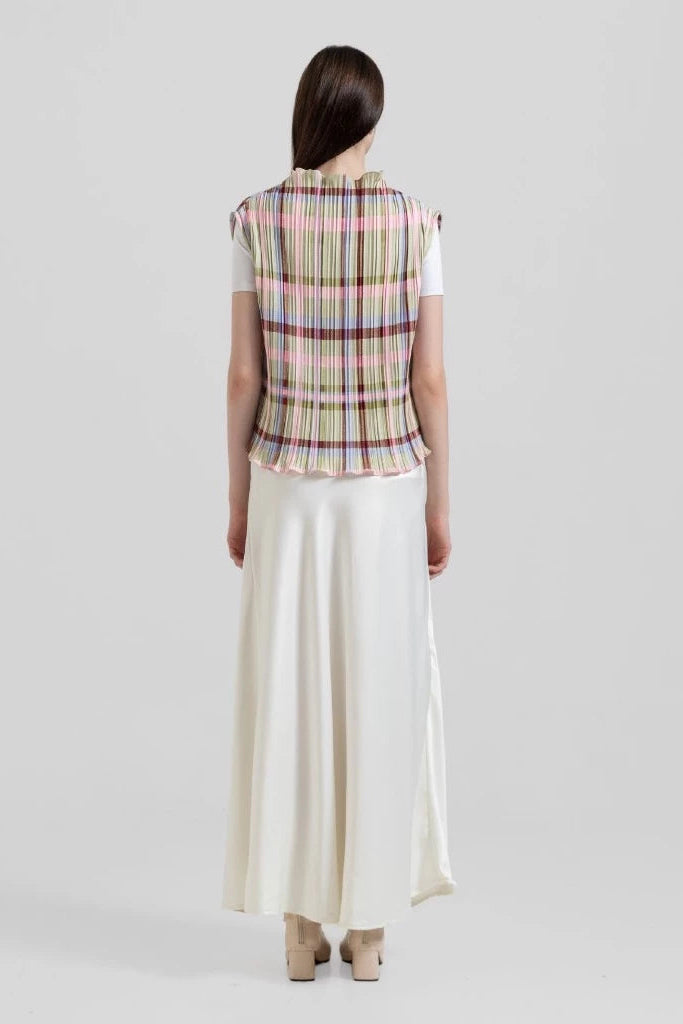 Ann Pleats Top Green - Tuff Puff