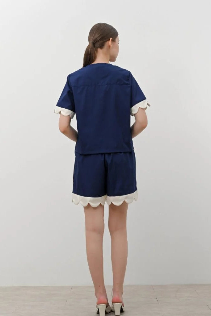 Shellie Top Navy - White Collar Concept