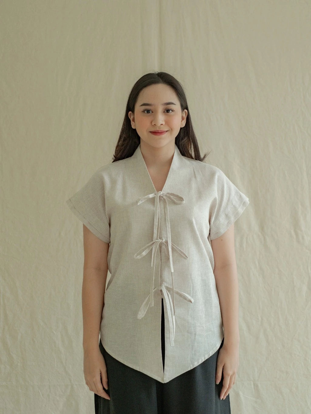 New Kebaya Tali Kinasih - Salur Krem - Labuan Linen Wear