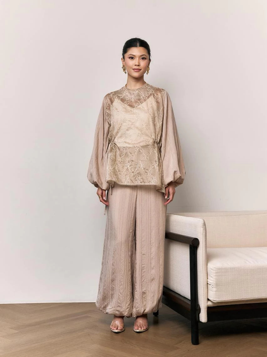 Ariela Blouse - Mine
