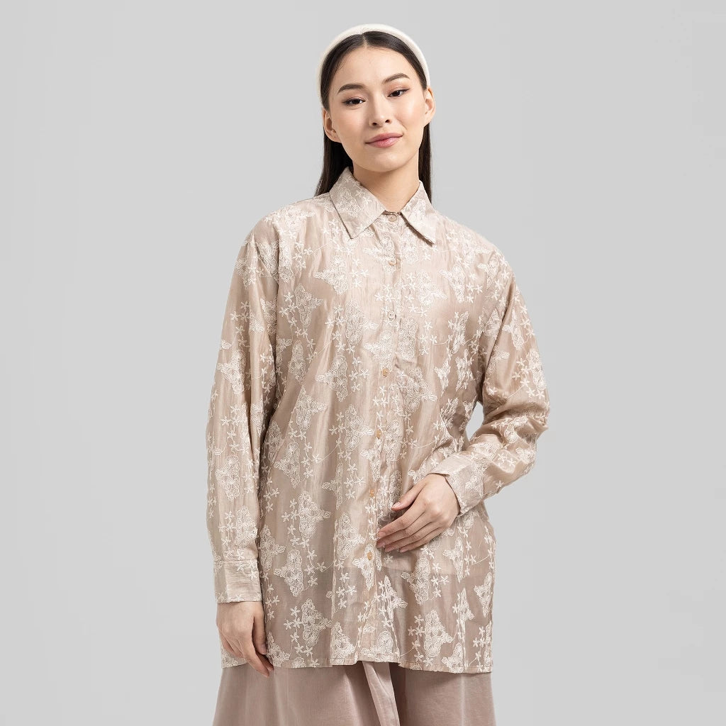 Serica Oversize Shirt Creme - Aumone