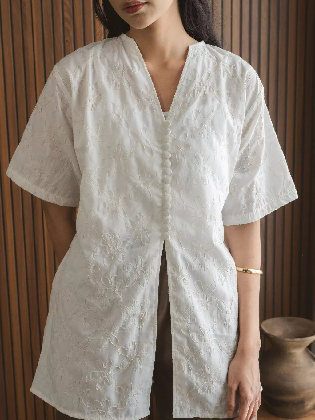 Bina Top White Embroidery - Monday To Friday