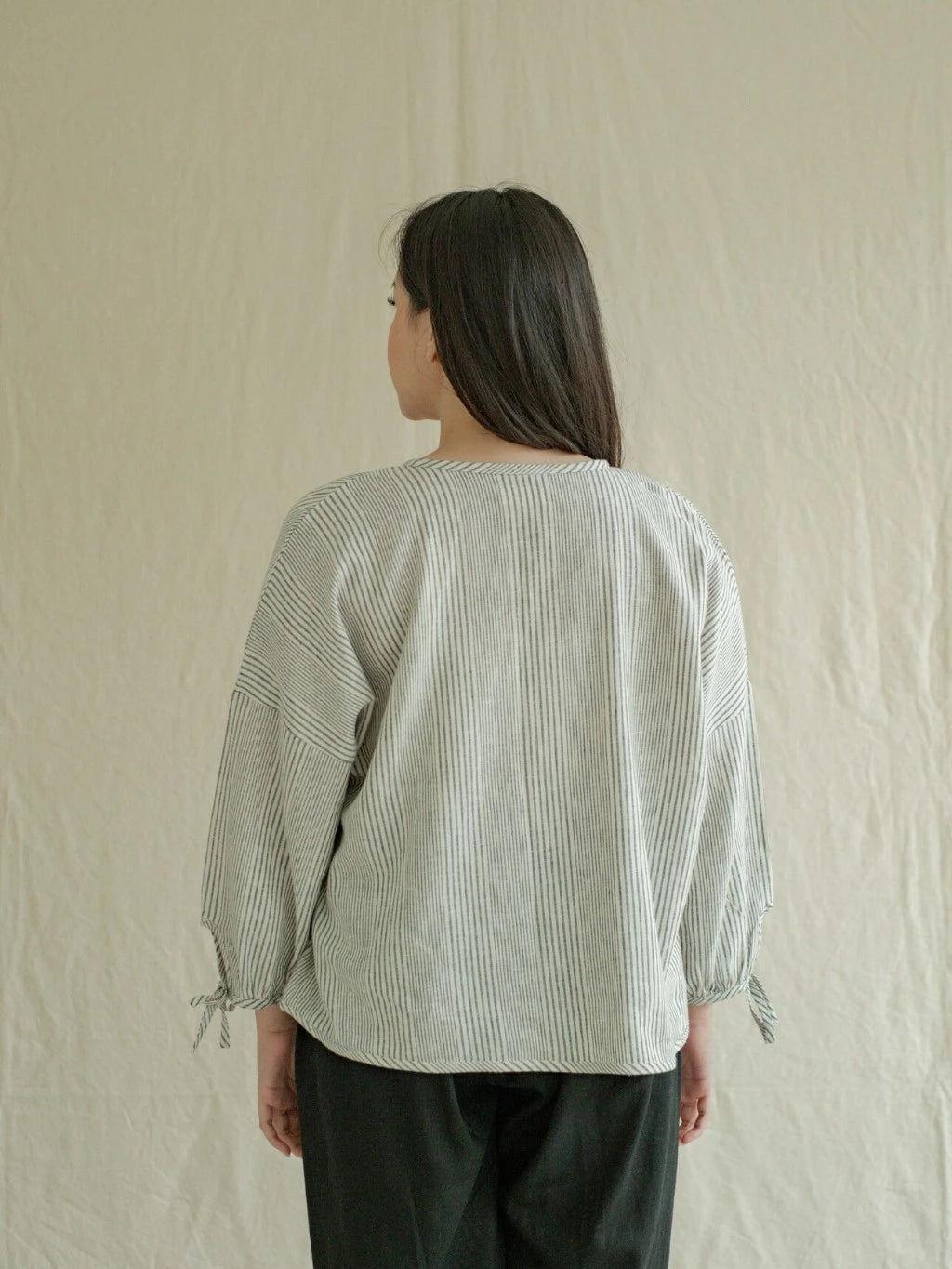 Blouse Kirana Salur Abu (New) - Labuan Linen Wear