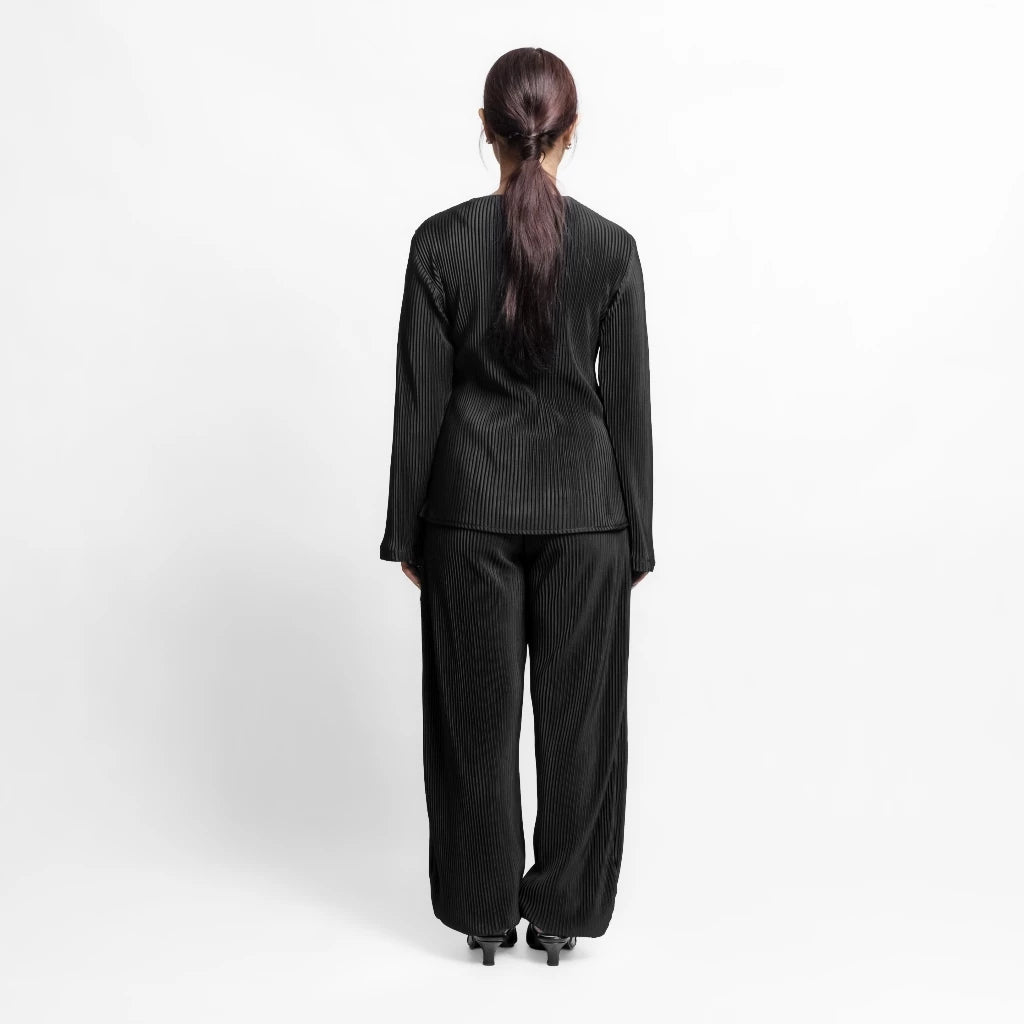 Raye Long Sleeved Pleated Set- Isoos Studios