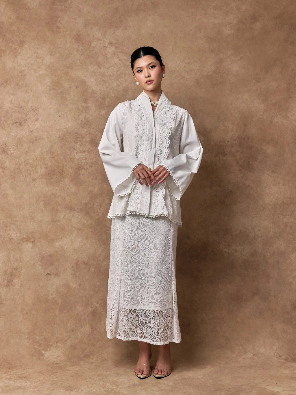 Khansa Raya Blouse Broken White (Normal)  - Mine