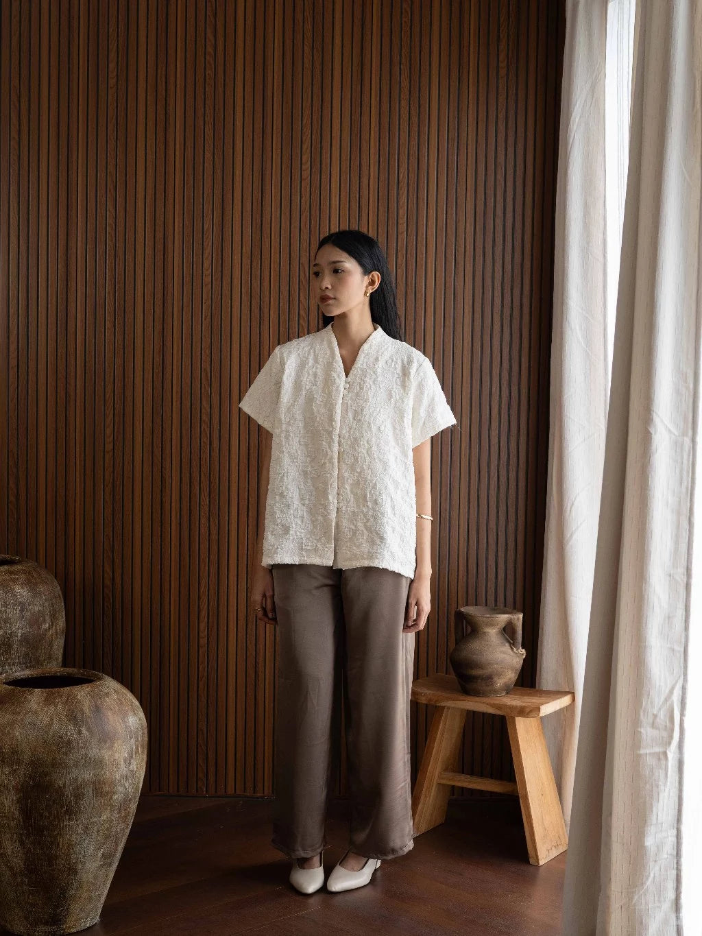 Seraphine Top Broken White - Monday To Friday