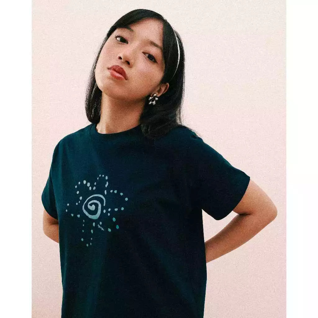 Flower T-Shirt Navy - Ryuryu