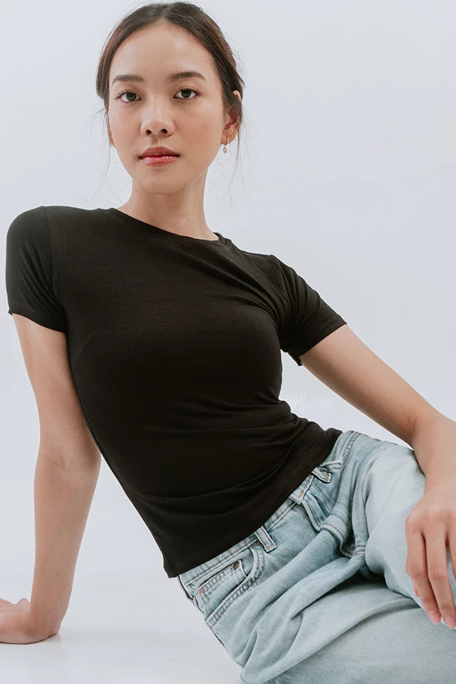 Basic Top Black - The Sleepless Club