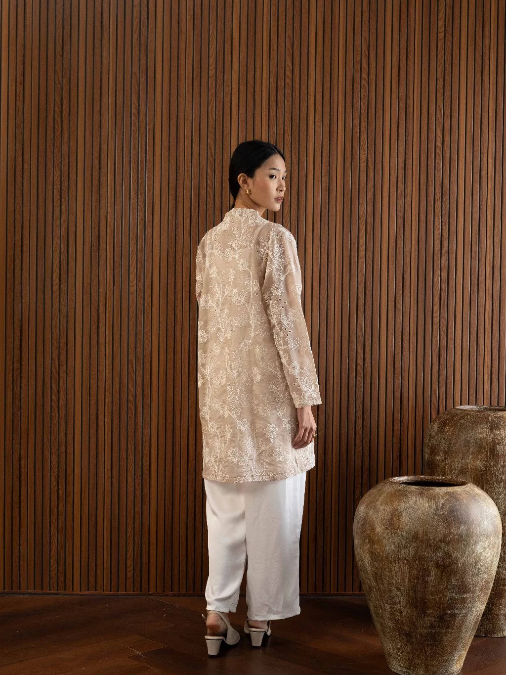 Jennaira Tunik Beige - Monday To Friday