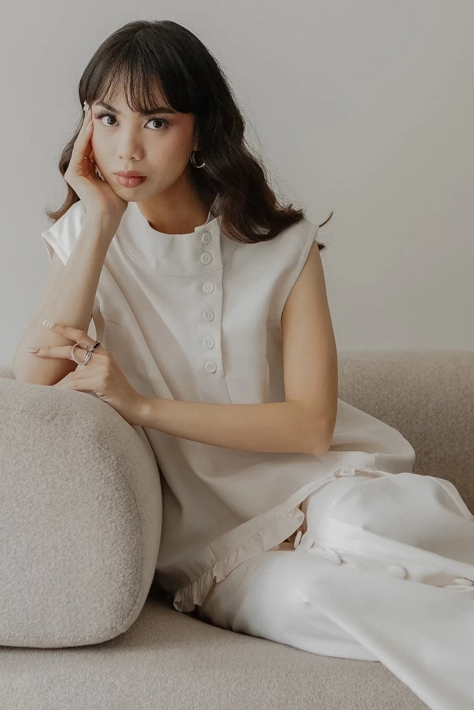 Caela Sleeveless Top White - Isoos Studios