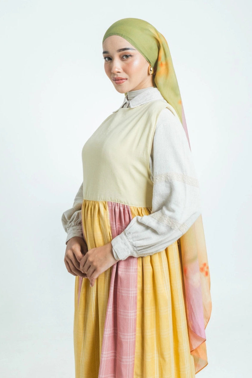 Kirana Field Shawl Hijab - Earth Major
