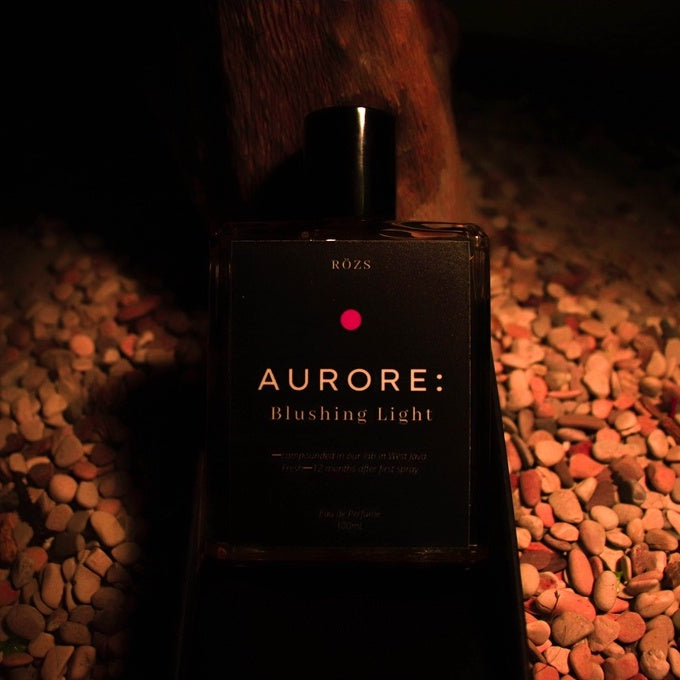 Aurore : Blushing Light - Rozs