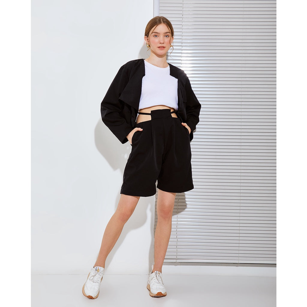 ​Tale Shorts Black - Kajuaruna