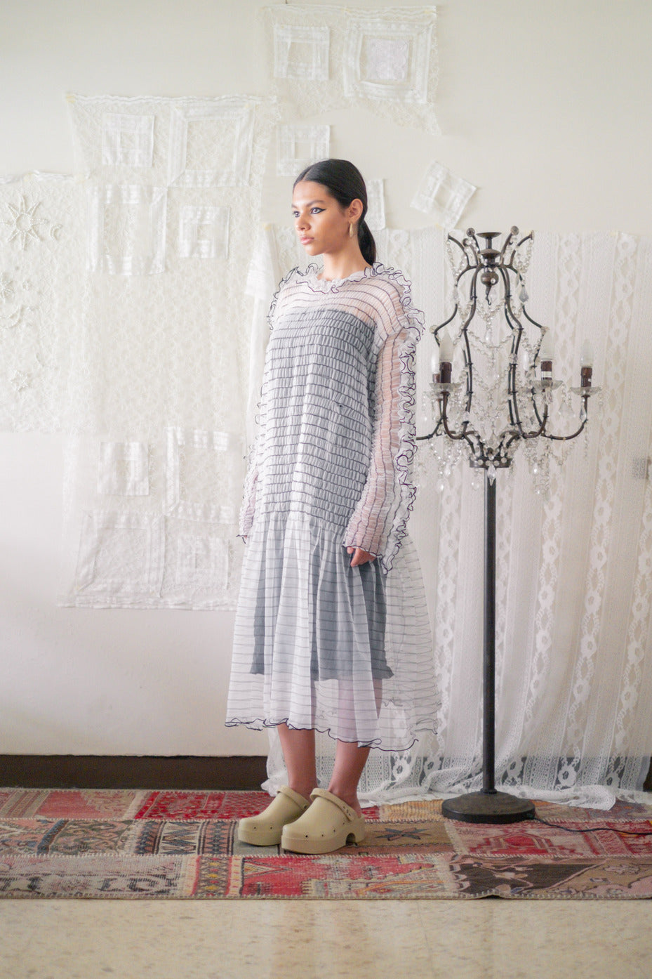 ​Dreamy Net Dress - Ladouchevita